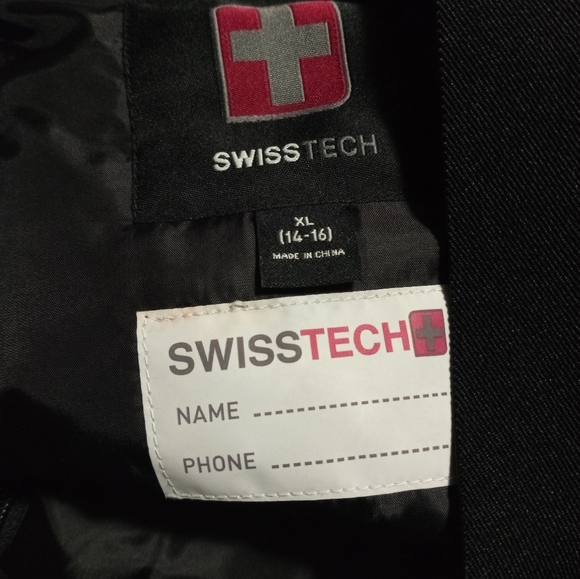 SWISS TECH - Picture 5 of 5